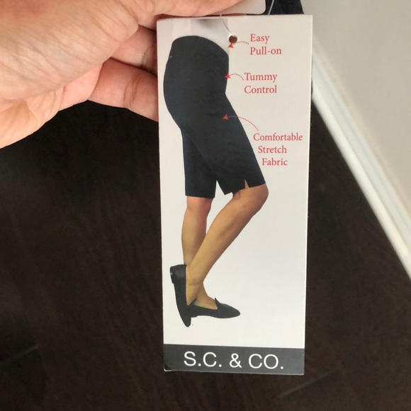 Brand New! Black shorts | Women - Picture 4 of 4